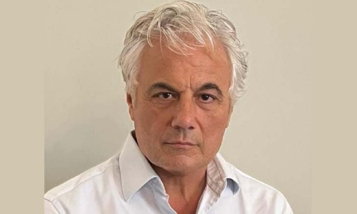 مناف طلاس يحاول إنعاش طرح مثير للجدل ولد ميتاً