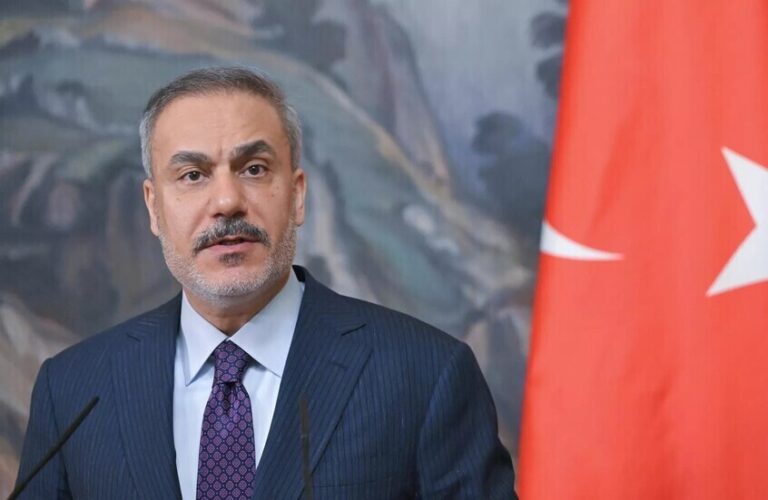 فيدان مخاطباً الأطراف الانفصالية في سوريا إذا اتجهتم نحو التقسيم سنتدخل