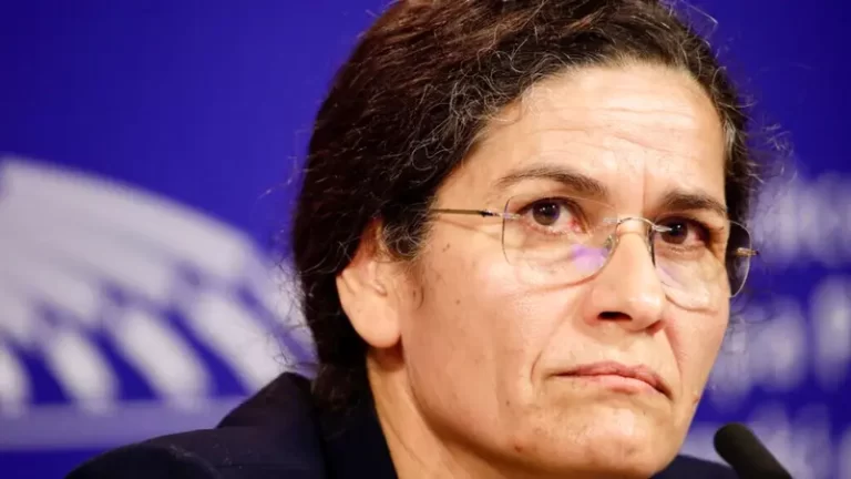 إلهام أحمد مصدر كردي وفد من الإدارة الذاتية الكردية التقى الشيباني في دمشق