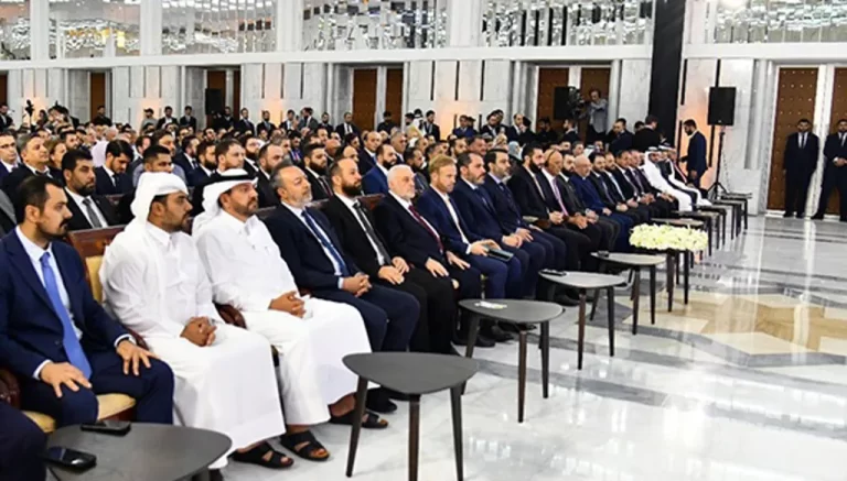 بينها مترو أنفاق باستثمار إماراتي... سوريا توقّع اتفاقيات تفاهم مع شركات دولية لـ12 مشروعاً بقيمة 14 مليار دولار