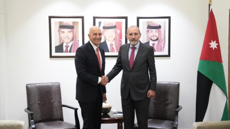 تحضيرات لاجتماع في عمّان بين الحكومة السورية ووجهاء من السويداء