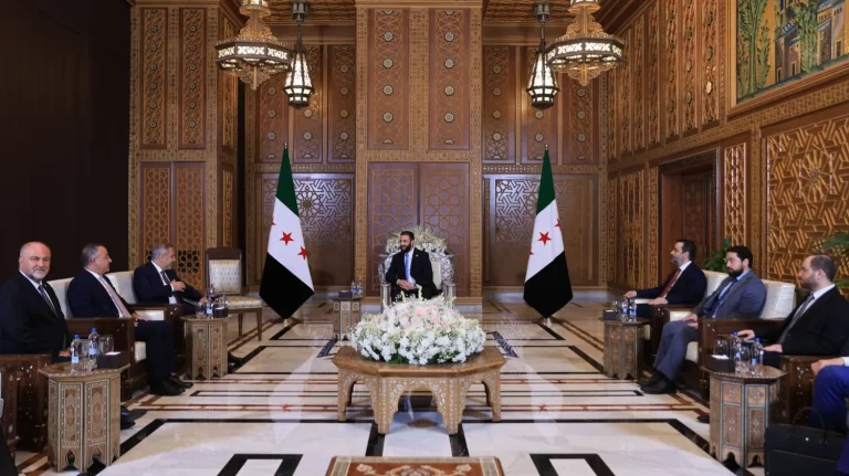 تركيا تنتقد تلكؤ «قسد» في الاندماج