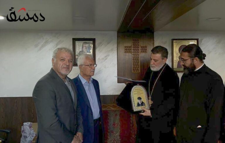 دمشق تكرّم كنيسة مار الياس الحيّ بدرع الأب باولو دالوليو