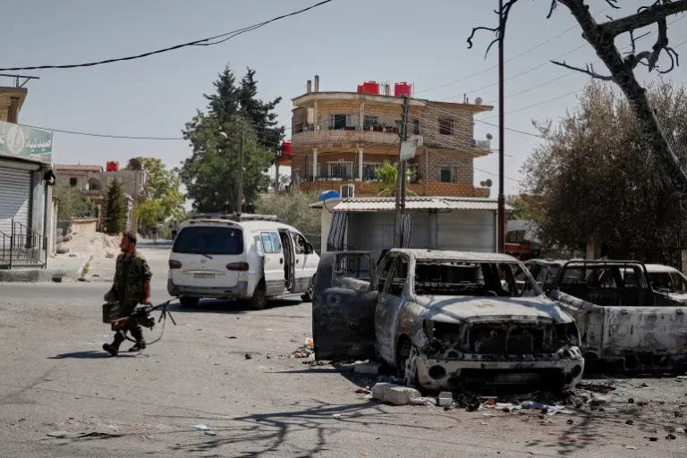 قتلى من الأمن السوري في هجمات لمجموعات مسلحة بالسويداء