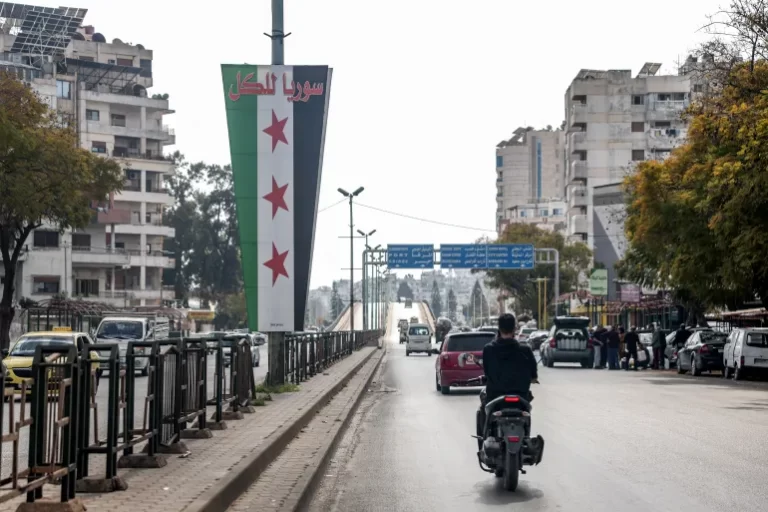 كيف يقيّم الخبراء والصناعيون الإجراءات الحكومية السورية لدعم الصناعة؟