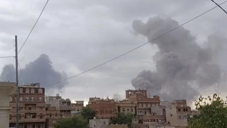 قصف إسرائيلي يستهدف مواقع للحوثيين في صنعاء