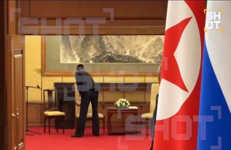 يحرسون حتى حمضه النووي!.. حرس كيم يزيل كل أثر للزعيم في بكين