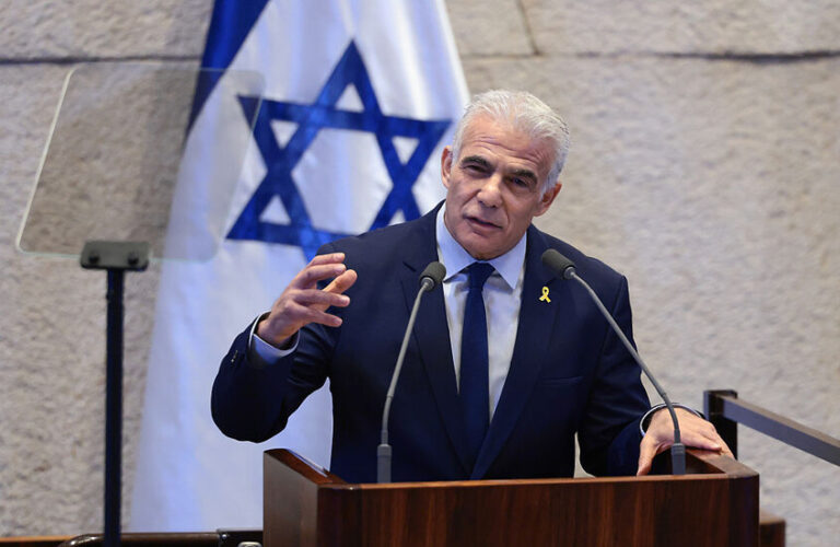 لابيد يطالب سموتريتش بالاعتذار للسعودية