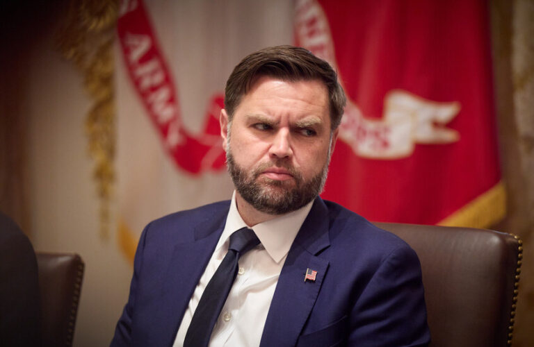 نائب الرئيس الأمريكي وقف إطلاق النار في غزة سيصمد