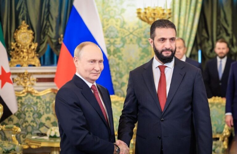 نائب رئيس الوزراء الروسي يكشف تفاصيل المباحثات بين بوتين والشرع