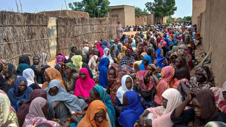 أوضاع مزرية.. 100 ألف نازح من الفاشر وأكثر