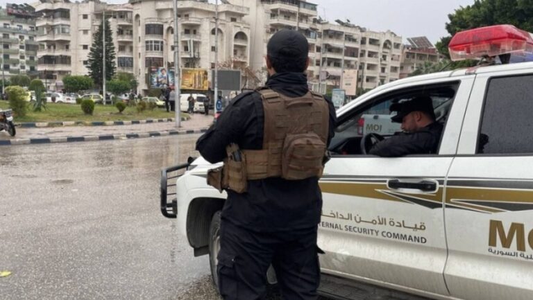 الداخلية السورية جريمة زيدل جنائية بحتة وحق التظاهر مكفول للجميع