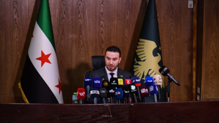 الداخلية السورية معالجة 5 ملايين حالة منع سفر خلّفها النظام المخلوع