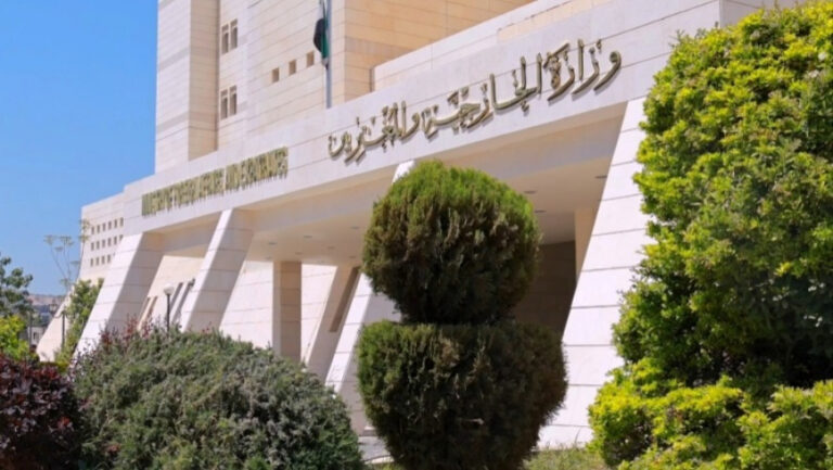 الخارجية السورية رفع عقوبات قيصر يفتح المجال لمرحلة جديدة من التعافي والاستقرار