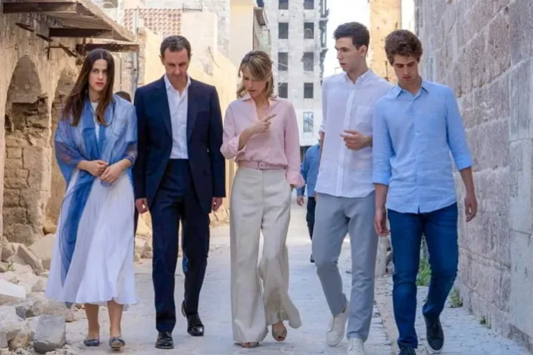 تحقيق لنيويورك تايمز يكشف الحياة المرفهة للأسد وأعوانه الهاربين من العدالة