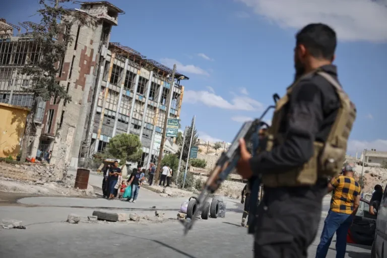 دمشق ترد على مظلوم عبدي وتتهم قسد بالمماطلة