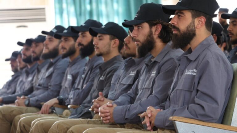 للذكور والإناث.. الداخلية السورية تفتح باب الانتساب إلى الشرطة السياحية