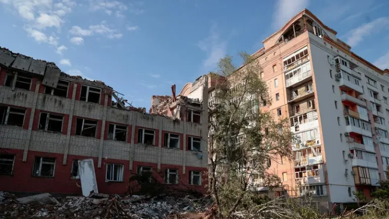 مفاوضات برلين انتهت.. وأميركا ضغطت على كييف للتخلي عن دونباس