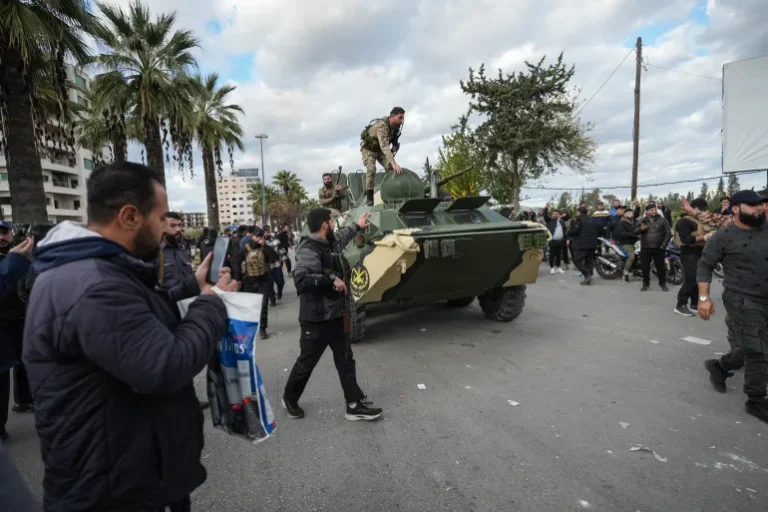 الأمن السوري يعلن عمليات جديدة ضد خلايا مسلحة بحمص واللاذقية وريف دمشق