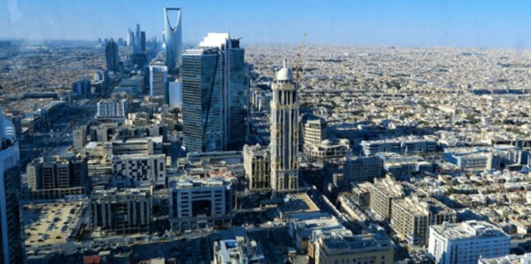 دوافع حرب إسرائيل وأمريكا على إيران